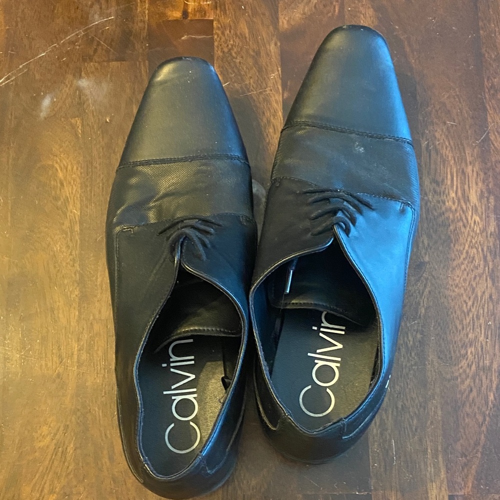 Calvin Klein Men's Elegant Black Oxfords